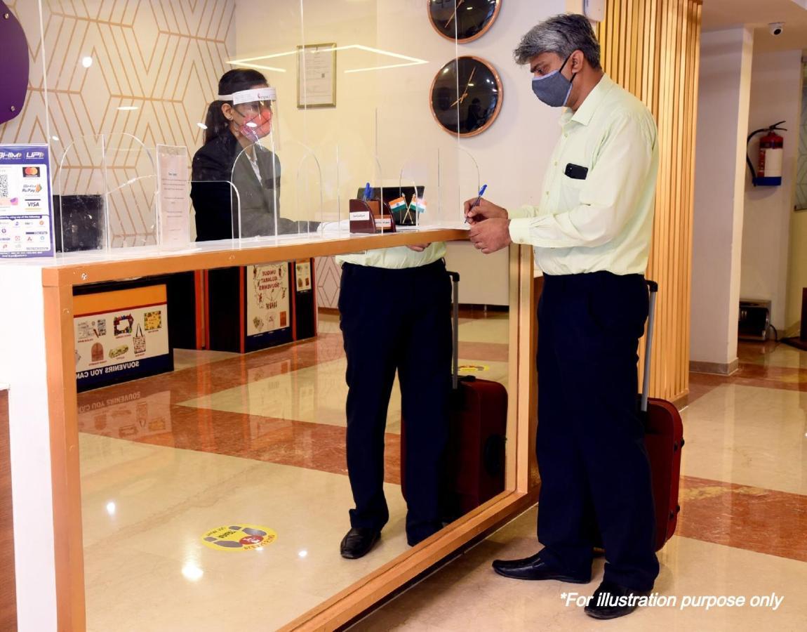 Oyo Flagship 79289 Hotel Grand Keshav 加济阿巴德 外观 照片